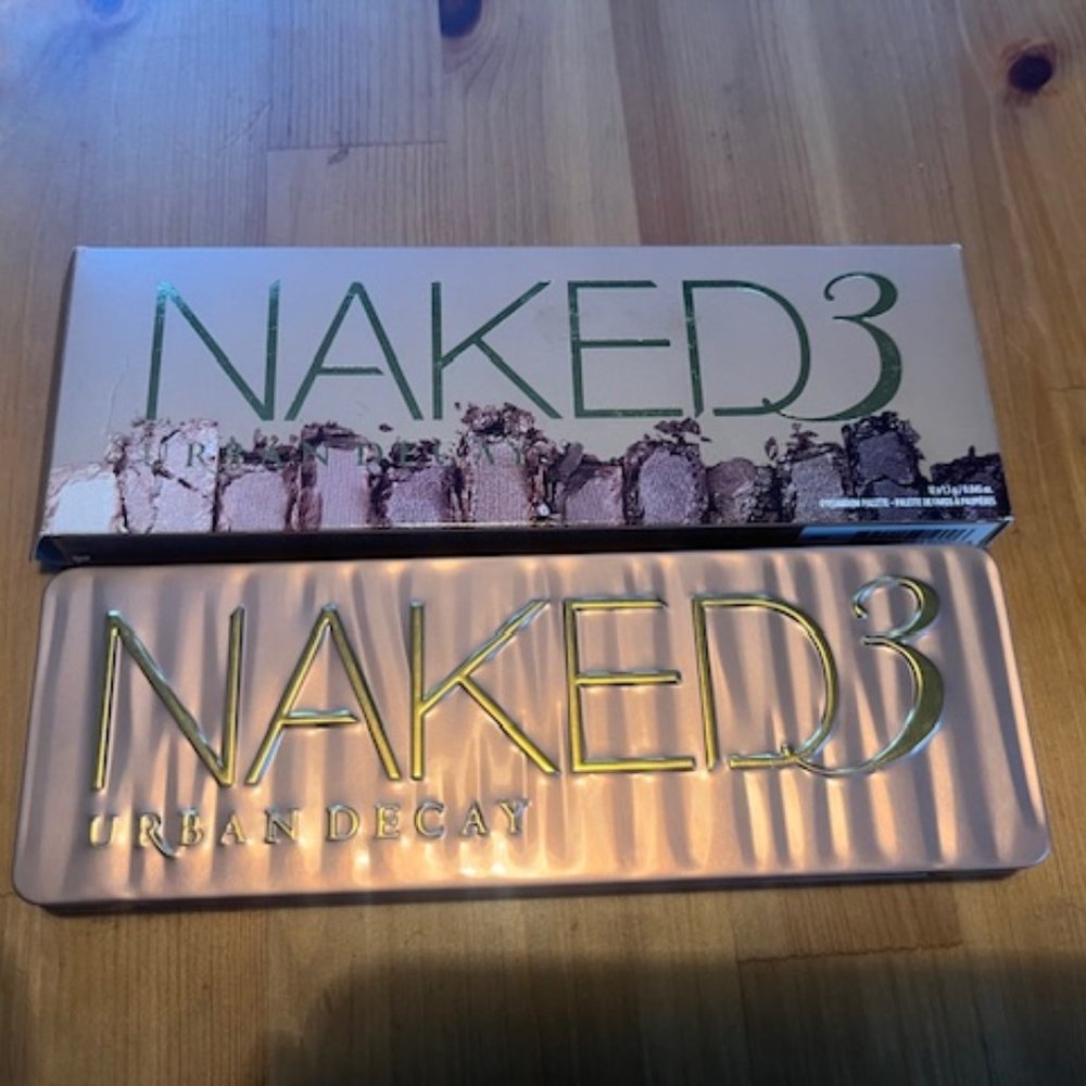 Urban Decay Naked 3 Eyeshadow Palette